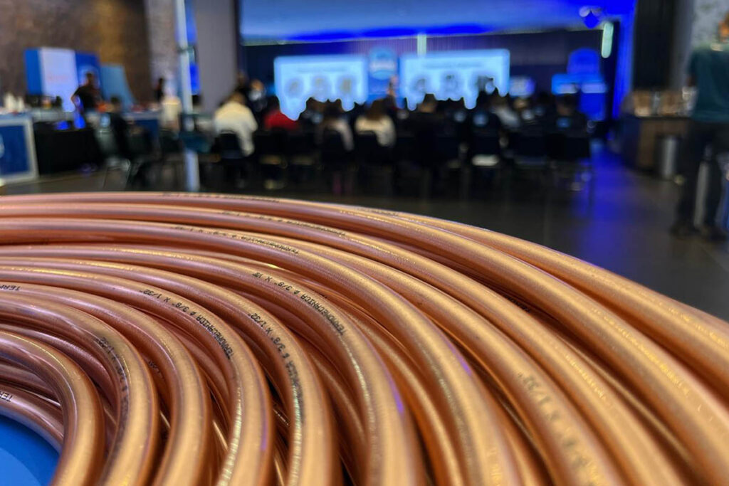 Termomecanica atualiza conhecimentos de refrigeristas sobre linhas de cobre