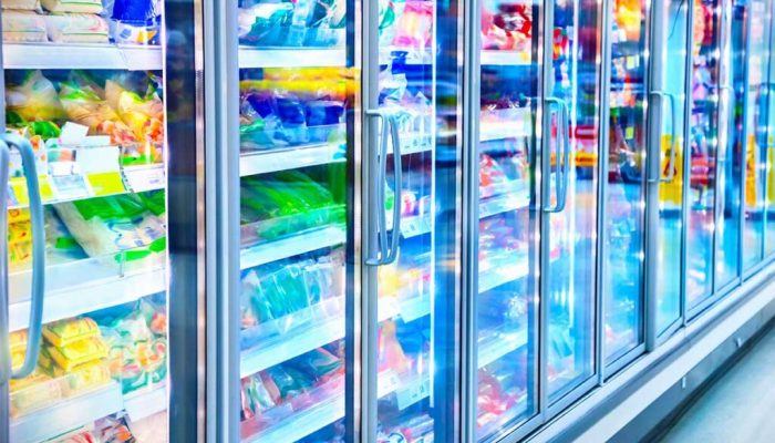 Compressão otimizada facilita troca de R-22 por R-454C em supermercado